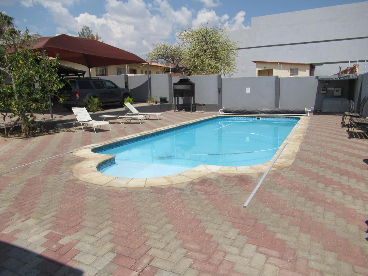 World Sossego Guest House Windhoek Esterno foto